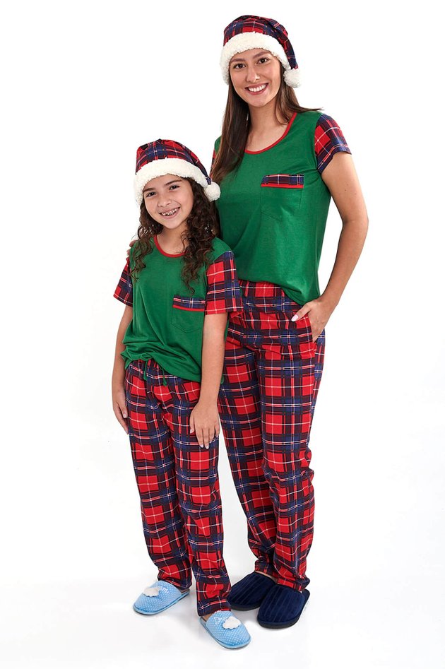 kit pijamas de natal mae e filha xadrez mania pijamas 2