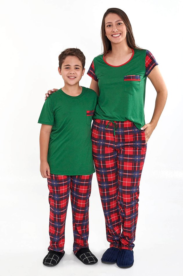 kit pijamas de natal mae e filho xadrez mania pijamas 2