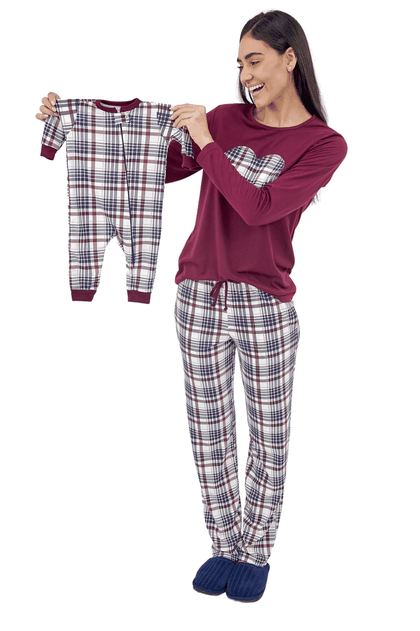 kit pijamas mae e bebe xadrez vinho longo 1